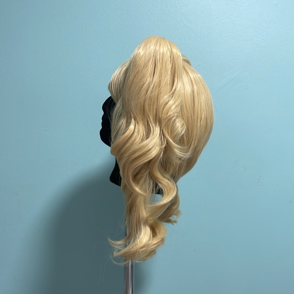 3in 1 cosplay wig - Picture 2 of 10